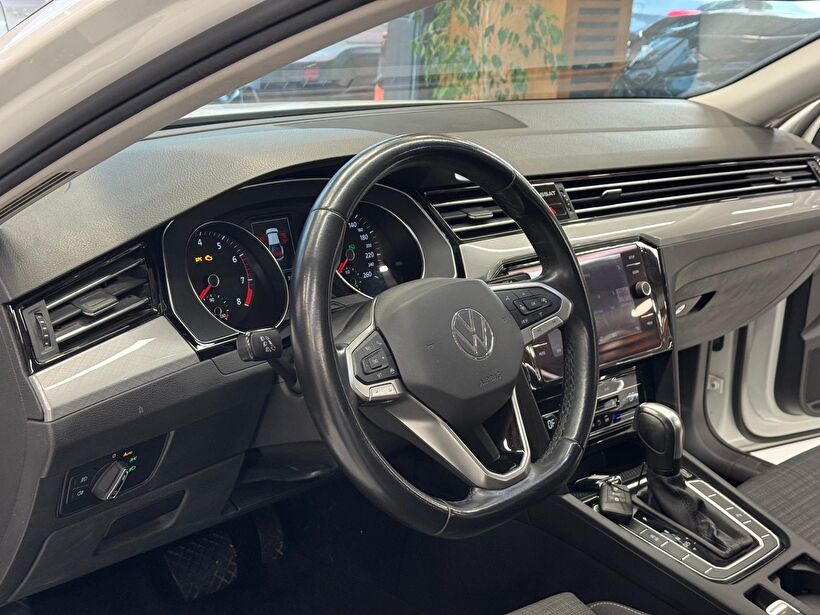 2021 Benzin Otomatik Volkswagen Passat Beyaz Polat Araç Dizayn Otomotiv İnşaat Sanayi Ve Ticaret Limited Şirketi