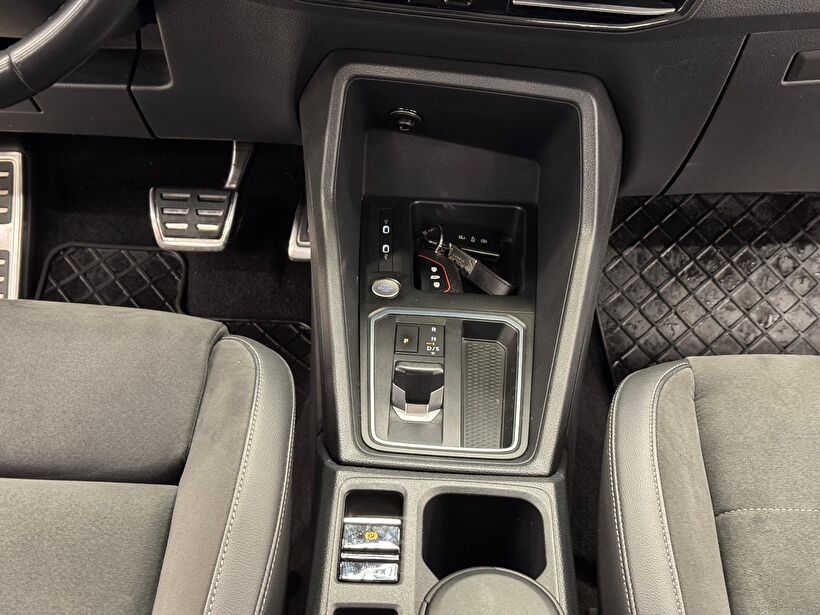 2023 Dizel Otomatik Volkswagen Caddy Siyah Polat Araç Dizayn Otomotiv İnşaat Sanayi Ve Ticaret Limited Şirketi