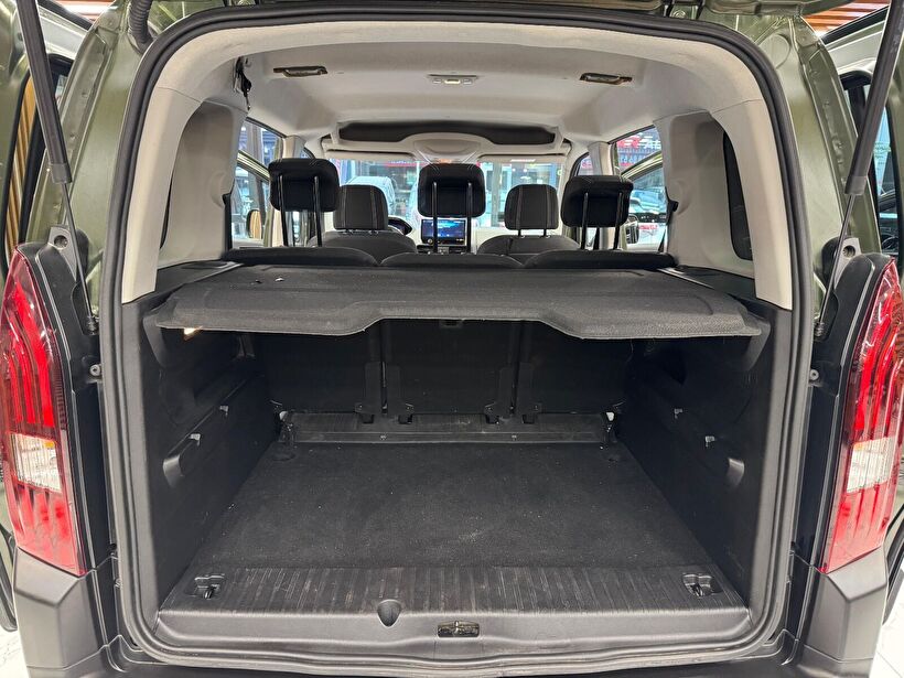 2024 Dizel Otomatik Peugeot Rifter Yeşil Polat Araç Dizayn Otomotiv İnşaat Sanayi Ve Ticaret Limited Şirketi