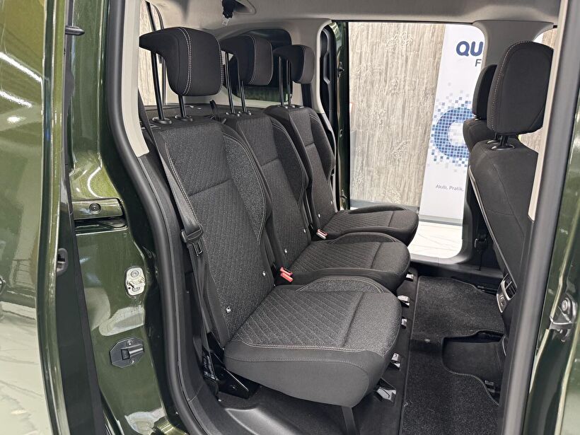 2024 Dizel Otomatik Peugeot Rifter Yeşil Polat Araç Dizayn Otomotiv İnşaat Sanayi Ve Ticaret Limited Şirketi