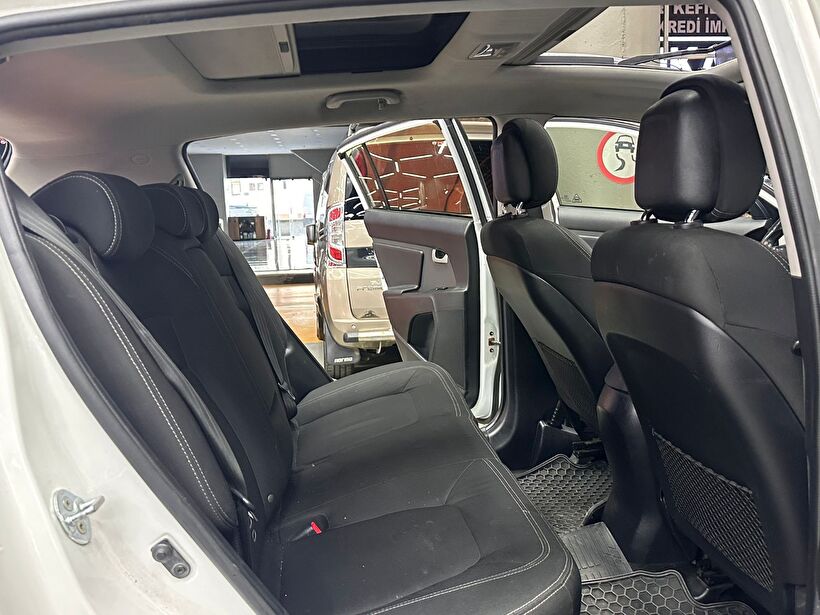 2014 Benzin Manuel Kia Sportage Beyaz Polat Araç Dizayn Otomotiv İnşaat Sanayi Ve Ticaret Limited Şirketi