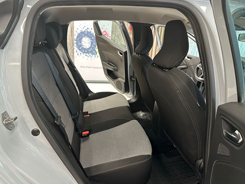 2025 Benzin Otomatik Renault Clio Gri Polat Araç Dizayn Otomotiv İnşaat Sanayi Ve Ticaret Limited Şirketi