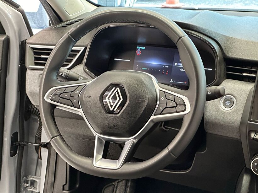 2025 Benzin Otomatik Renault Clio Gri Polat Araç Dizayn Otomotiv İnşaat Sanayi Ve Ticaret Limited Şirketi