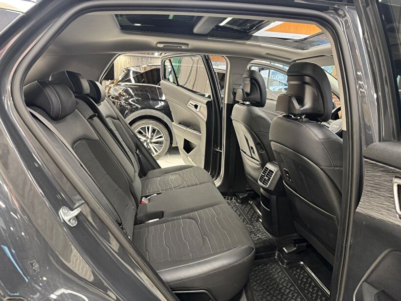 2024 Hybrid Otomatik Kia Sportage Gri Polat Araç Dizayn Otomotiv İnşaat Sanayi Ve Ticaret Limited Şirketi