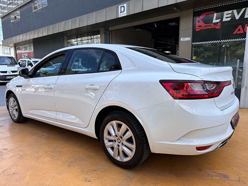 2023 Benzin Otomatik Renault Megane Beyaz Polat Araç Dizayn Otomotiv İnşaat Sanayi Ve Ticaret Limited Şirketi