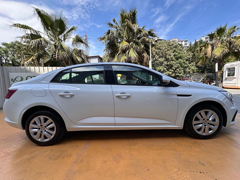 2023 Benzin Otomatik Renault Megane Beyaz Polat Araç Dizayn Otomotiv İnşaat Sanayi Ve Ticaret Limited Şirketi