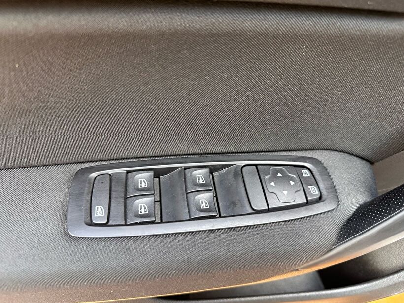 2023 Benzin Otomatik Renault Megane Beyaz Polat Araç Dizayn Otomotiv İnşaat Sanayi Ve Ticaret Limited Şirketi