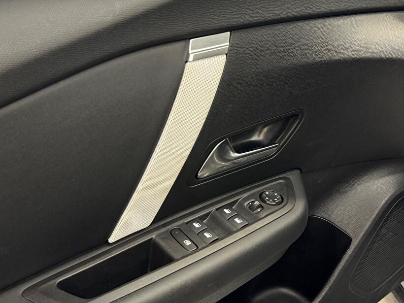 2025 Benzin Otomatik Citroen C4 Gri Polat Araç Dizayn Otomotiv İnşaat Sanayi Ve Ticaret Limited Şirketi