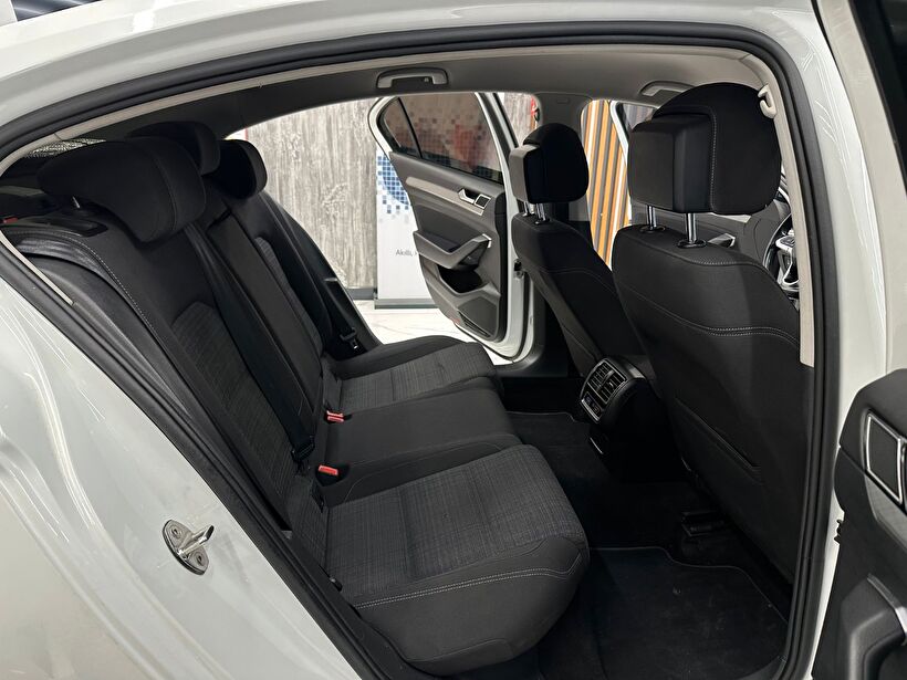 2020 Benzin Otomatik Volkswagen Passat Beyaz Polat Araç Dizayn Otomotiv İnşaat Sanayi Ve Ticaret Limited Şirketi