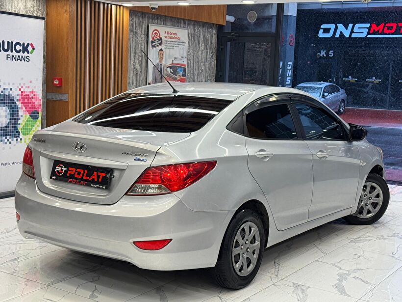 2013 Dizel Otomatik Hyundai Accent Blue Gümüş Gri Polat Araç Dizayn Otomotiv İnşaat Sanayi Ve Ticaret Limited Şirketi