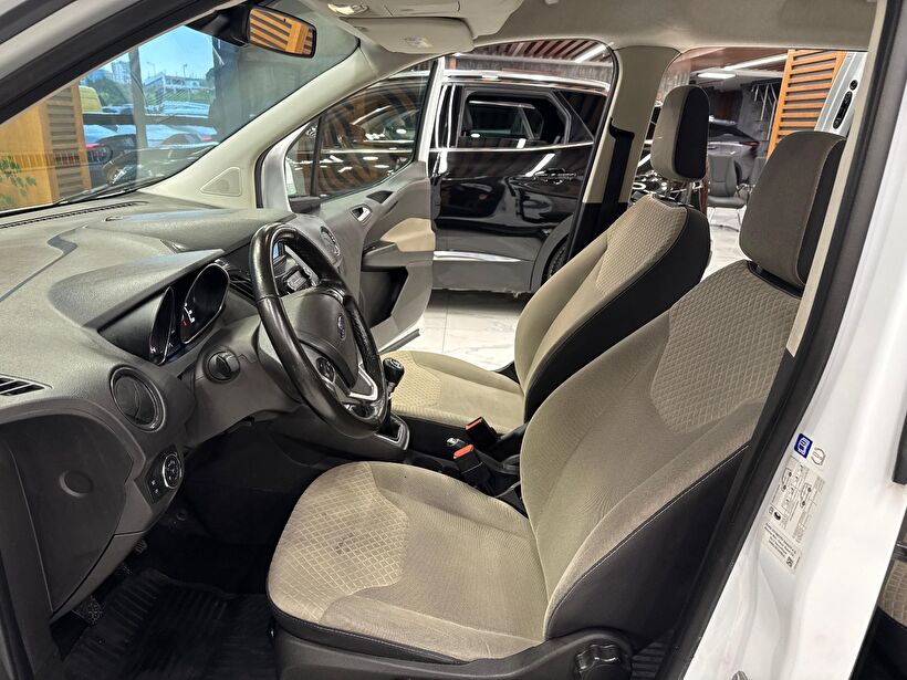 2021 Dizel Manuel Ford Tourneo Courier Journey Beyaz Polat Araç Dizayn Otomotiv İnşaat Sanayi Ve Ticaret Limited Şirketi