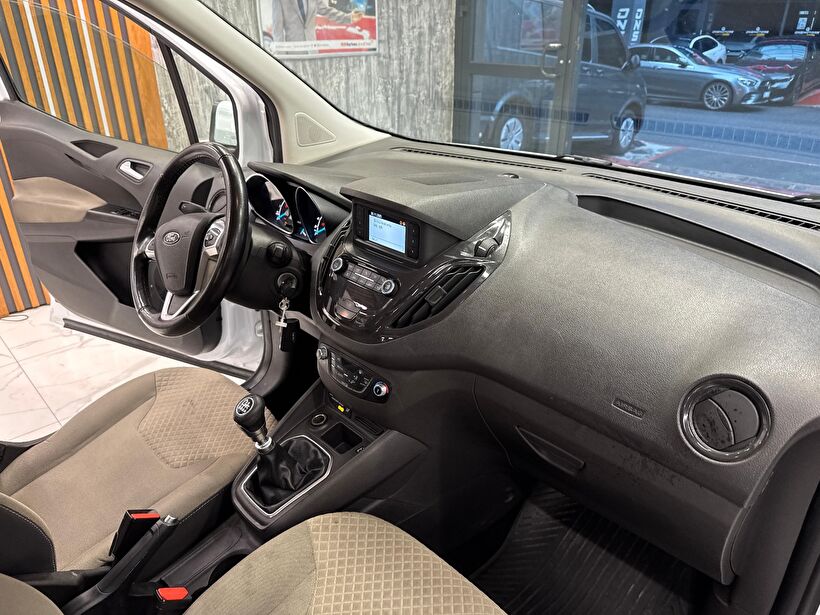 2021 Dizel Manuel Ford Tourneo Courier Journey Beyaz Polat Araç Dizayn Otomotiv İnşaat Sanayi Ve Ticaret Limited Şirketi