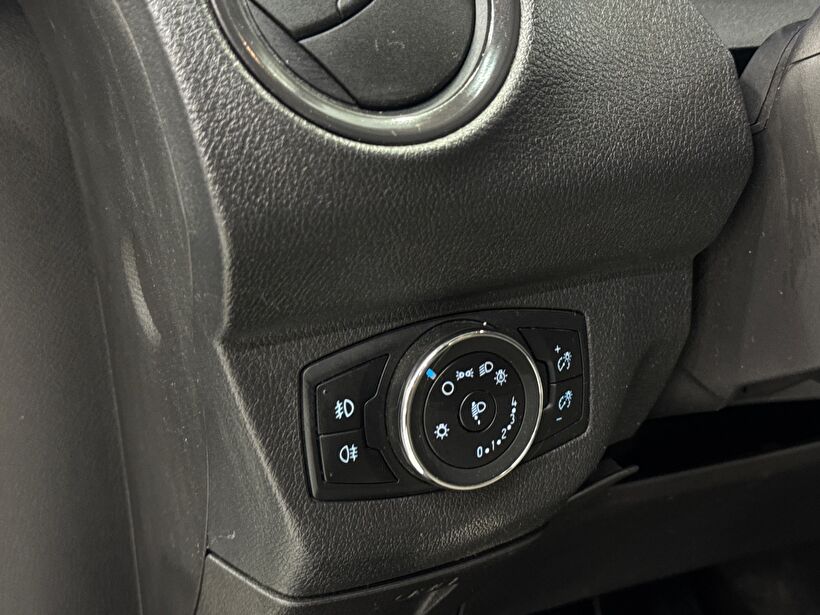 2021 Dizel Manuel Ford Tourneo Courier Journey Beyaz Polat Araç Dizayn Otomotiv İnşaat Sanayi Ve Ticaret Limited Şirketi