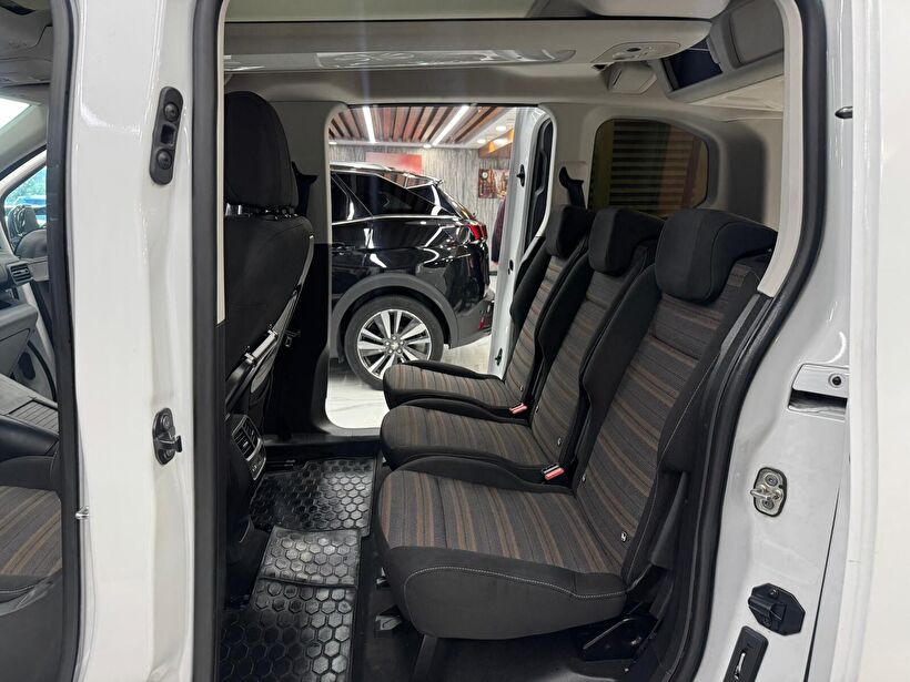 2023 Dizel Otomatik Opel Combo Beyaz Polat Araç Dizayn Otomotiv İnşaat Sanayi Ve Ticaret Limited Şirketi