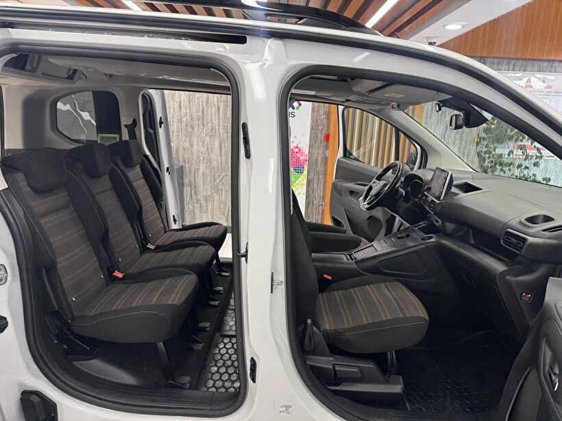 2023 Dizel Otomatik Opel Combo Beyaz Polat Araç Dizayn Otomotiv İnşaat Sanayi Ve Ticaret Limited Şirketi
