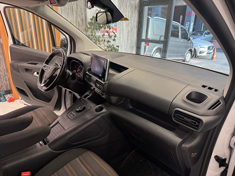 2023 Dizel Otomatik Opel Combo Beyaz Polat Araç Dizayn Otomotiv İnşaat Sanayi Ve Ticaret Limited Şirketi
