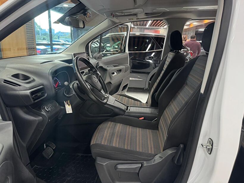 2023 Dizel Otomatik Opel Combo Beyaz Polat Araç Dizayn Otomotiv İnşaat Sanayi Ve Ticaret Limited Şirketi