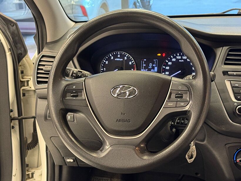 2017 Benzin Otomatik Hyundai i20 Beyaz Polat Araç Dizayn Otomotiv İnşaat Sanayi Ve Ticaret Limited Şirketi