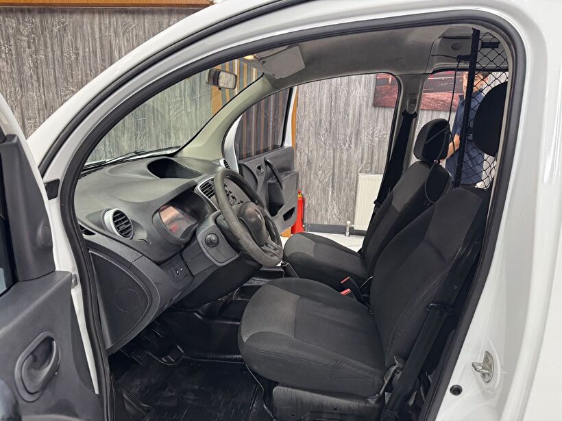 2020 Dizel Manuel Renault Kangoo Express Beyaz Polat Araç Dizayn Otomotiv İnşaat Sanayi Ve Ticaret Limited Şirketi