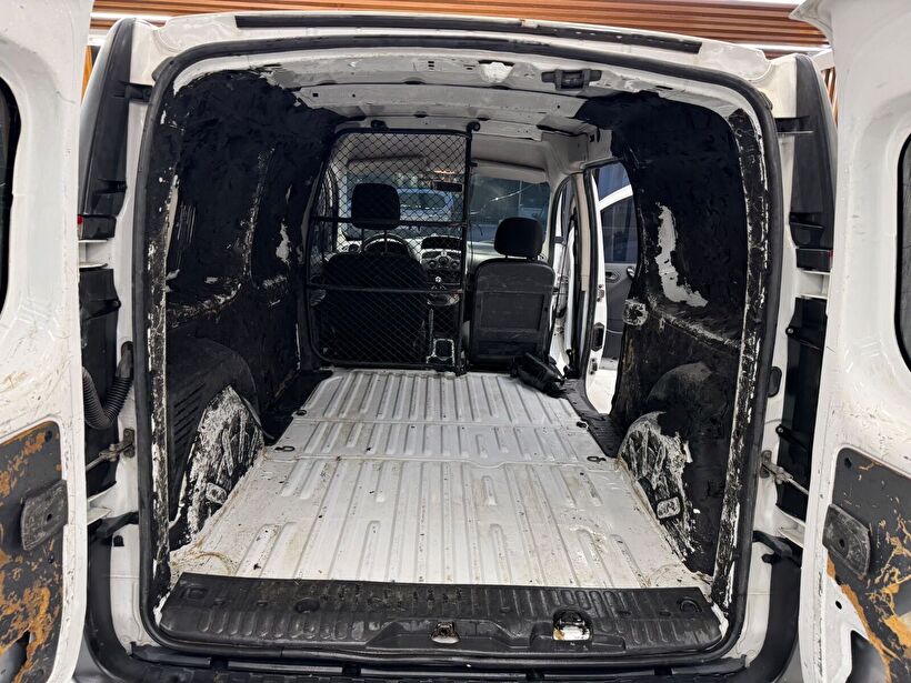 2020 Dizel Manuel Renault Kangoo Express Beyaz Polat Araç Dizayn Otomotiv İnşaat Sanayi Ve Ticaret Limited Şirketi