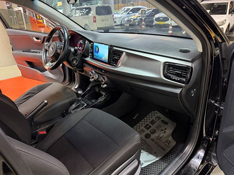 2021 Benzin Otomatik Kia Rio Siyah Polat Araç Dizayn Otomotiv İnşaat Sanayi Ve Ticaret Limited Şirketi