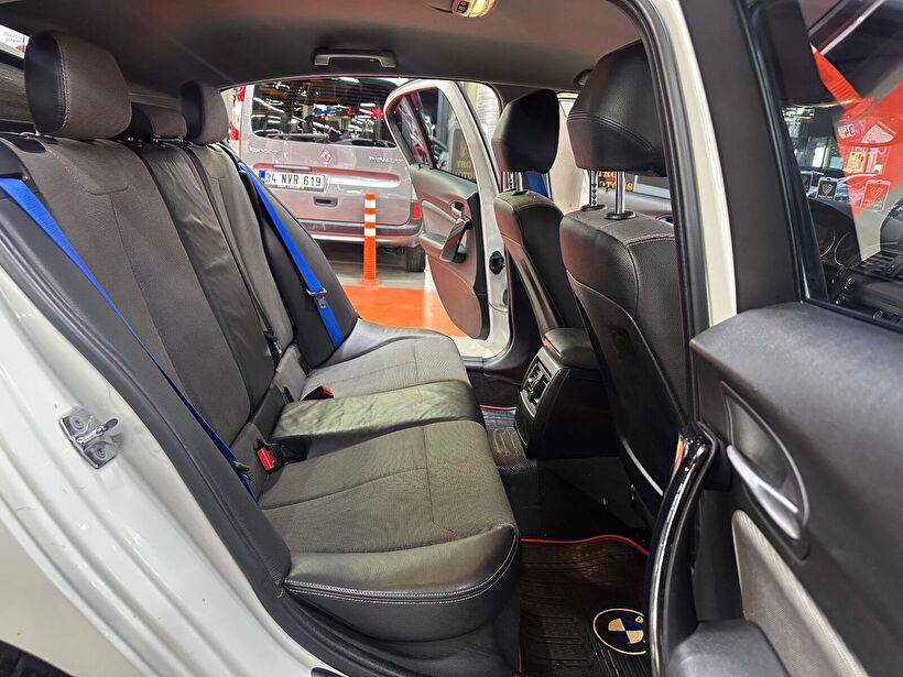 2012 Benzin Otomatik BMW 1 Serisi Beyaz Polat Araç Dizayn Otomotiv İnşaat Sanayi Ve Ticaret Limited Şirketi