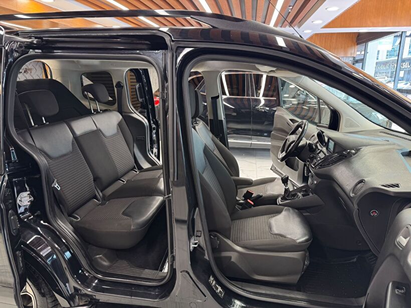2022 Dizel Manuel Ford Tourneo Courier Siyah Polat Araç Dizayn Otomotiv İnşaat Sanayi Ve Ticaret Limited Şirketi