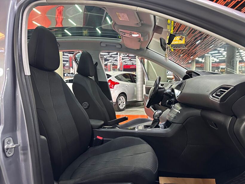 2015 Benzin Otomatik Peugeot 308 Gümüş Gri Polat Araç Dizayn Otomotiv İnşaat Sanayi Ve Ticaret Limited Şirketi