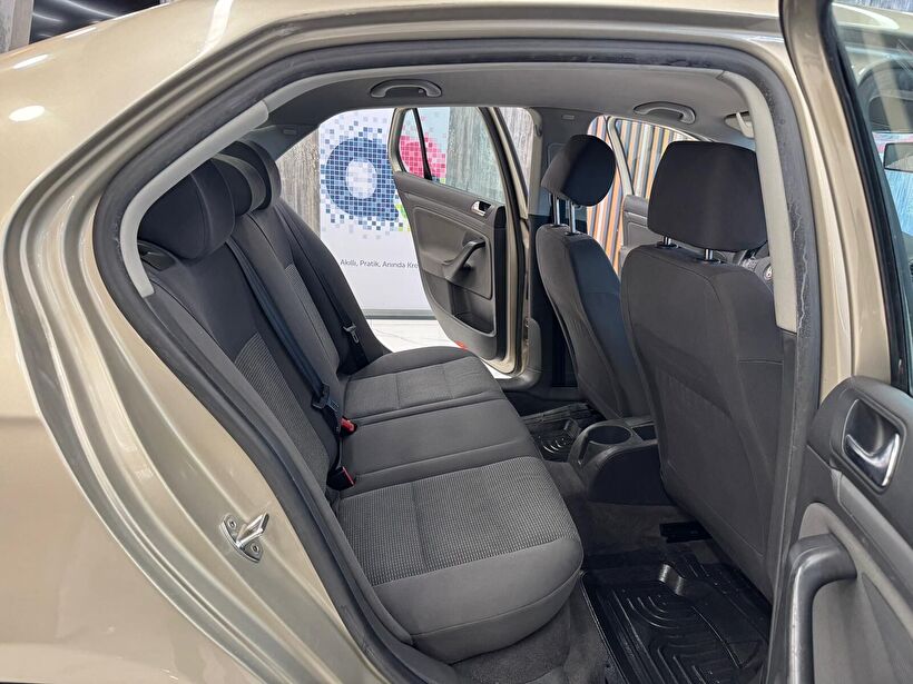 2006 Benzin Otomatik Volkswagen Jetta Bej Polat Araç Dizayn Otomotiv İnşaat Sanayi Ve Ticaret Limited Şirketi