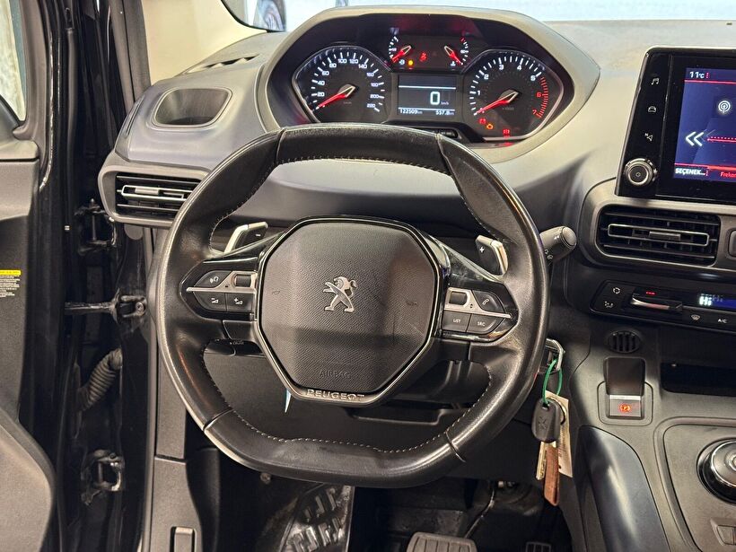 2021 Dizel Otomatik Peugeot Rifter Siyah Polat Araç Dizayn Otomotiv İnşaat Sanayi Ve Ticaret Limited Şirketi