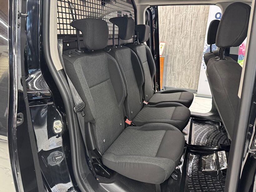 2021 Dizel Otomatik Peugeot Rifter Siyah Polat Araç Dizayn Otomotiv İnşaat Sanayi Ve Ticaret Limited Şirketi