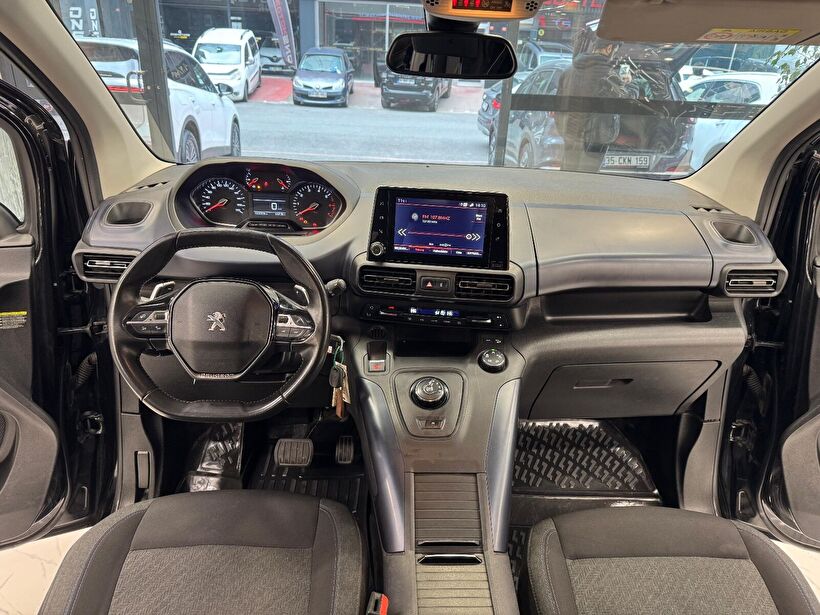 2021 Dizel Otomatik Peugeot Rifter Siyah Polat Araç Dizayn Otomotiv İnşaat Sanayi Ve Ticaret Limited Şirketi