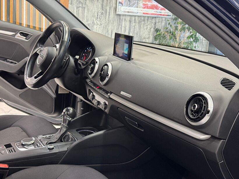 2020 Benzin Otomatik Audi A3 Mavi Polat Araç Dizayn Otomotiv İnşaat Sanayi Ve Ticaret Limited Şirketi