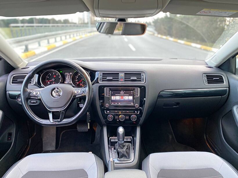 2017 Benzin Otomatik Volkswagen Jetta Beyaz Polat Araç Dizayn Otomotiv İnşaat Sanayi Ve Ticaret Limited Şirketi