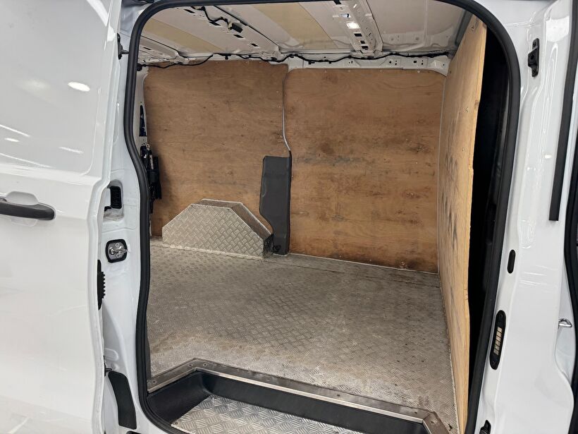 2024 Dizel Manuel Ford Transit Custom Beyaz Polat Araç Dizayn Otomotiv İnşaat Sanayi Ve Ticaret Limited Şirketi