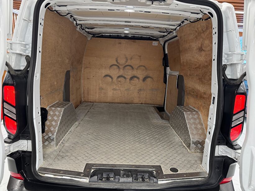 2024 Dizel Manuel Ford Transit Custom Beyaz Polat Araç Dizayn Otomotiv İnşaat Sanayi Ve Ticaret Limited Şirketi