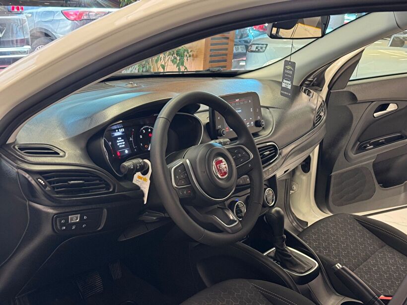 2025 Dizel Otomatik Fiat Egea Cross Beyaz Polat Araç Dizayn Otomotiv İnşaat Sanayi Ve Ticaret Limited Şirketi
