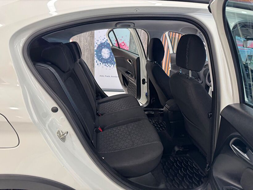 2025 Dizel Otomatik Fiat Egea Cross Beyaz Polat Araç Dizayn Otomotiv İnşaat Sanayi Ve Ticaret Limited Şirketi
