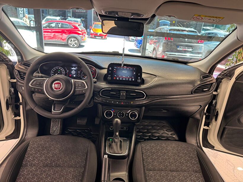 2025 Dizel Otomatik Fiat Egea Cross Beyaz Polat Araç Dizayn Otomotiv İnşaat Sanayi Ve Ticaret Limited Şirketi
