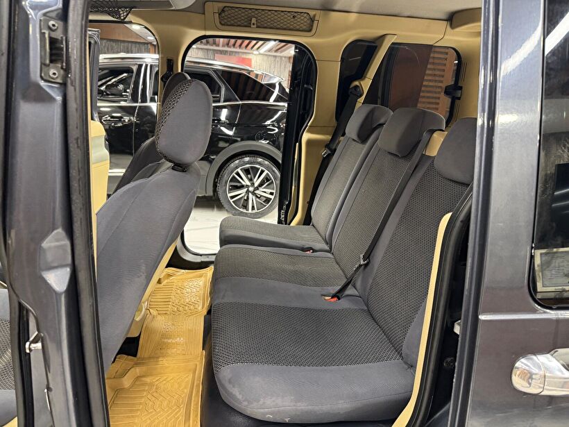 2011 Dizel Manuel Ford Tourneo Connect Gri Polat Araç Dizayn Otomotiv İnşaat Sanayi Ve Ticaret Limited Şirketi