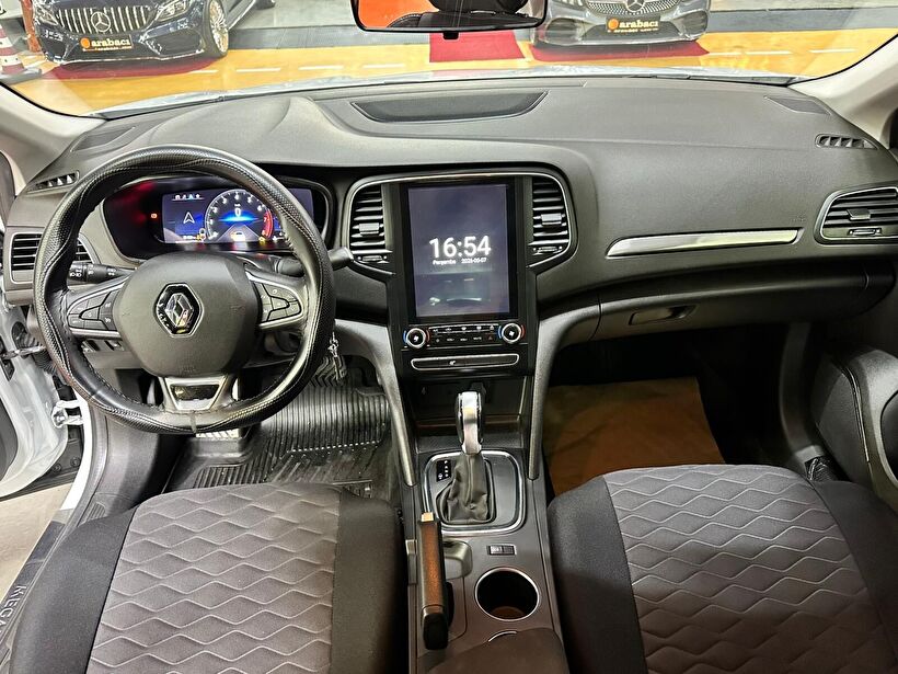 2022 Benzin Otomatik Renault Megane Beyaz Polat Araç Dizayn Otomotiv İnşaat Sanayi Ve Ticaret Limited Şirketi