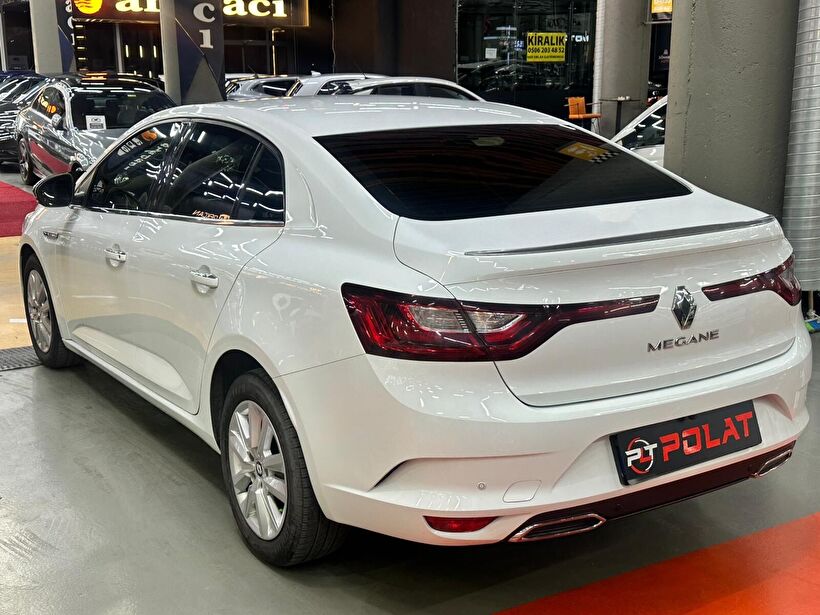 2022 Benzin Otomatik Renault Megane Beyaz Polat Araç Dizayn Otomotiv İnşaat Sanayi Ve Ticaret Limited Şirketi
