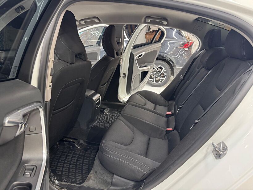 2014 Dizel Otomatik Volvo S60 Beyaz Polat Araç Dizayn Otomotiv İnşaat Sanayi Ve Ticaret Limited Şirketi