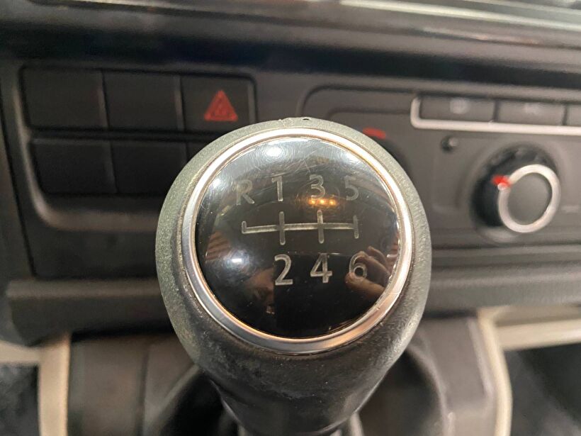 2015 Dizel Manuel Volkswagen Transporter Siyah Polat Araç Dizayn Otomotiv İnşaat Sanayi Ve Ticaret Limited Şirketi