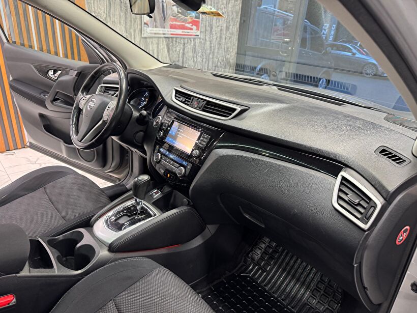 2015 Dizel Otomatik Nissan Qashqai Gri Polat Araç Dizayn Otomotiv İnşaat Sanayi Ve Ticaret Limited Şirketi