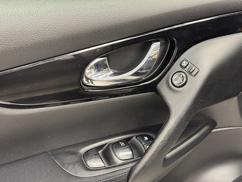 2015 Dizel Otomatik Nissan Qashqai Gri Polat Araç Dizayn Otomotiv İnşaat Sanayi Ve Ticaret Limited Şirketi