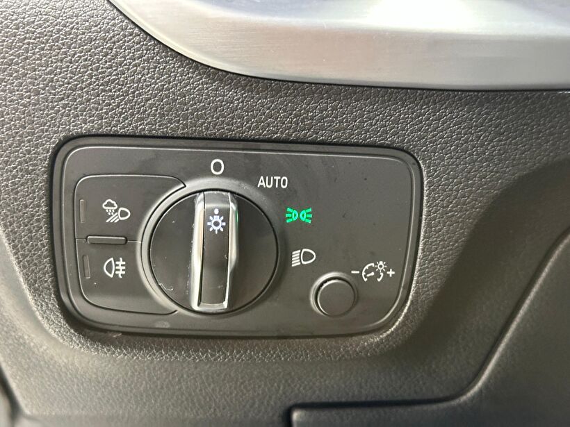 2020 Benzin Otomatik Audi Q2 Gri Polat Araç Dizayn Otomotiv İnşaat Sanayi Ve Ticaret Limited Şirketi