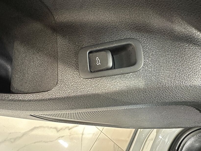 2020 Benzin Otomatik Audi Q2 Gri Polat Araç Dizayn Otomotiv İnşaat Sanayi Ve Ticaret Limited Şirketi