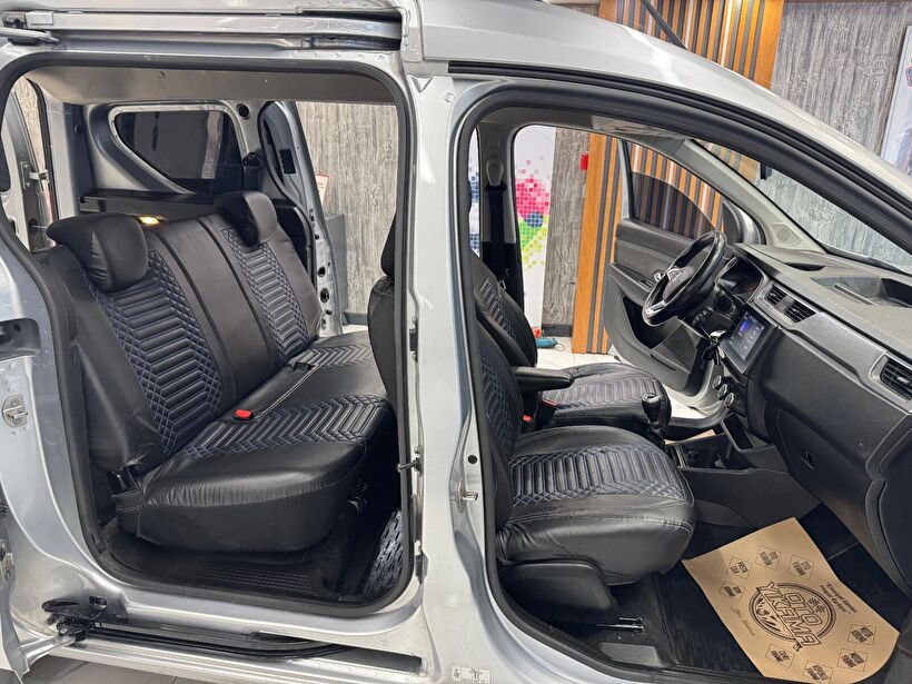 2023 Dizel Manuel Renault Kangoo Express Gri Polat Araç Dizayn Otomotiv İnşaat Sanayi Ve Ticaret Limited Şirketi