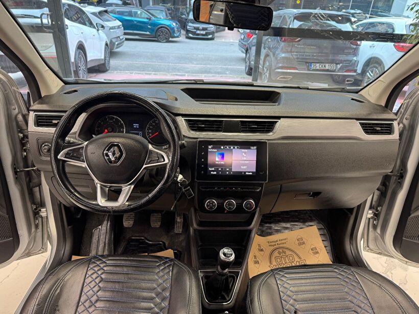 2023 Dizel Manuel Renault Kangoo Express Gri Polat Araç Dizayn Otomotiv İnşaat Sanayi Ve Ticaret Limited Şirketi